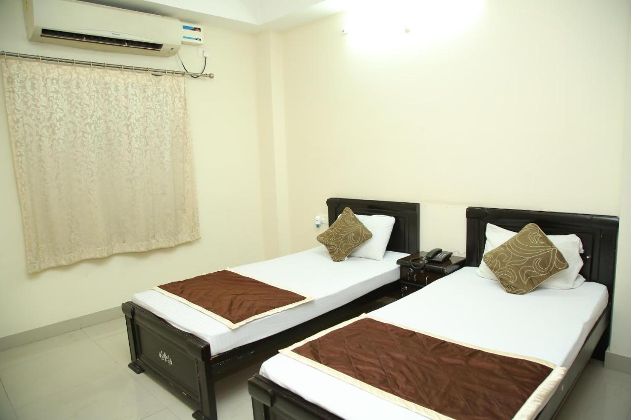Skyview Suites Hyderabad Ngoại thất bức ảnh
