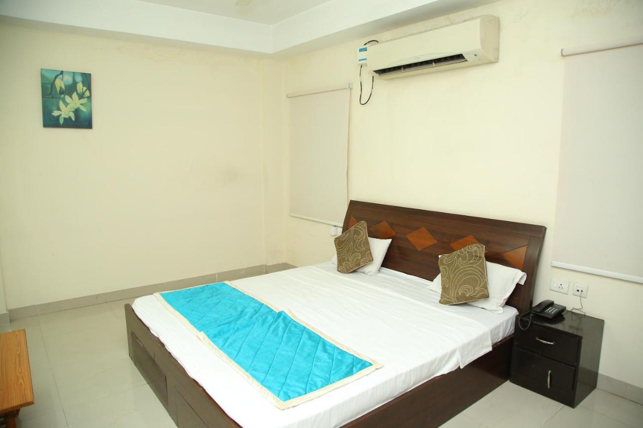 Skyview Suites Hyderabad Ngoại thất bức ảnh