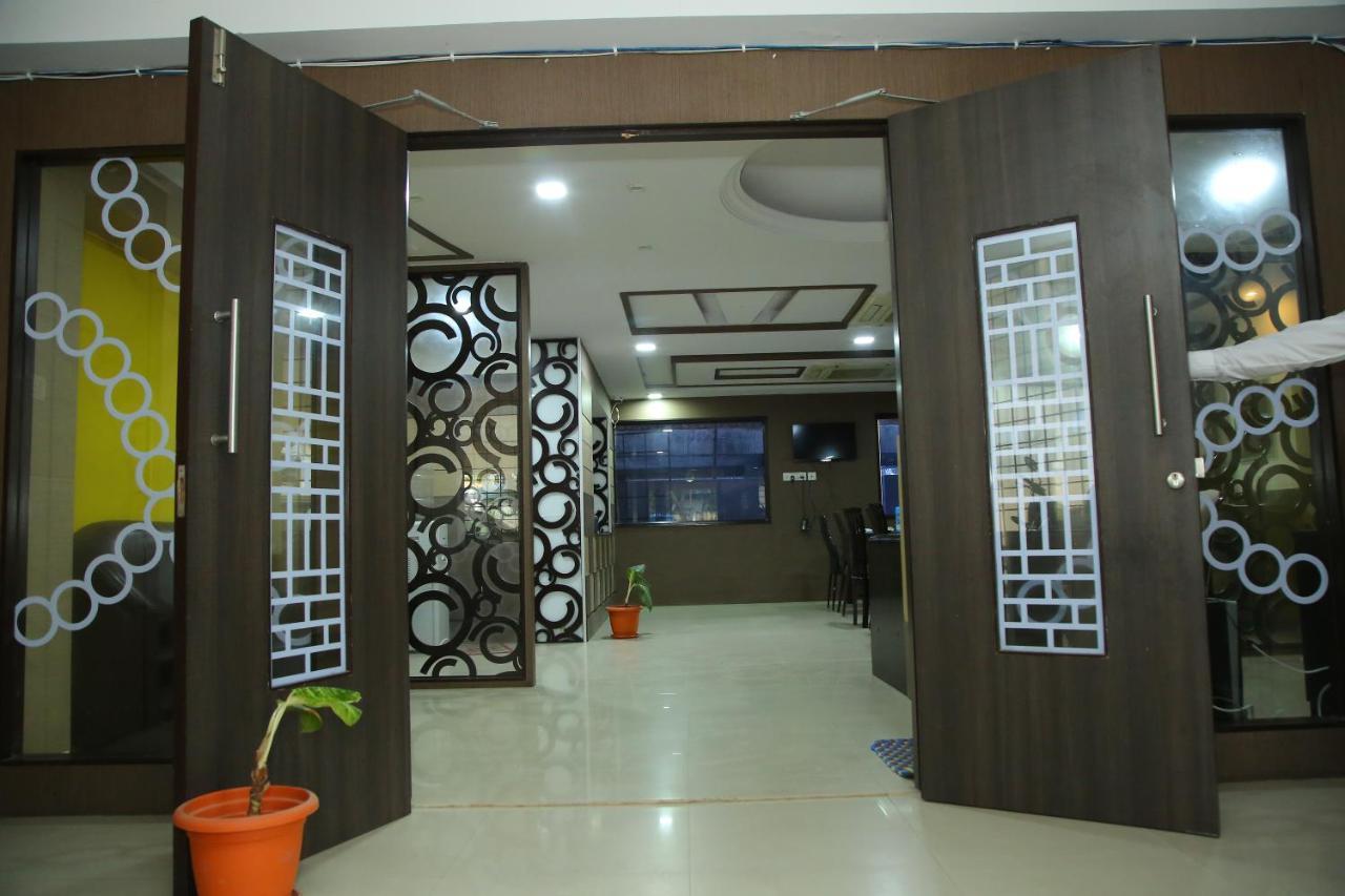 Skyview Suites Hyderabad Ngoại thất bức ảnh