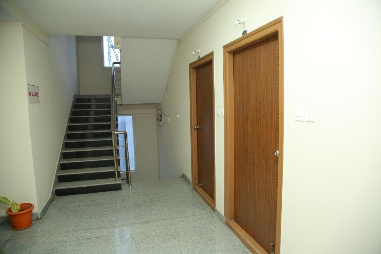 Skyview Suites Hyderabad Ngoại thất bức ảnh