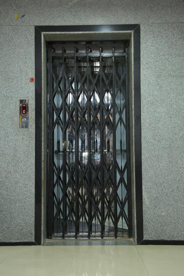 Skyview Suites Hyderabad Ngoại thất bức ảnh