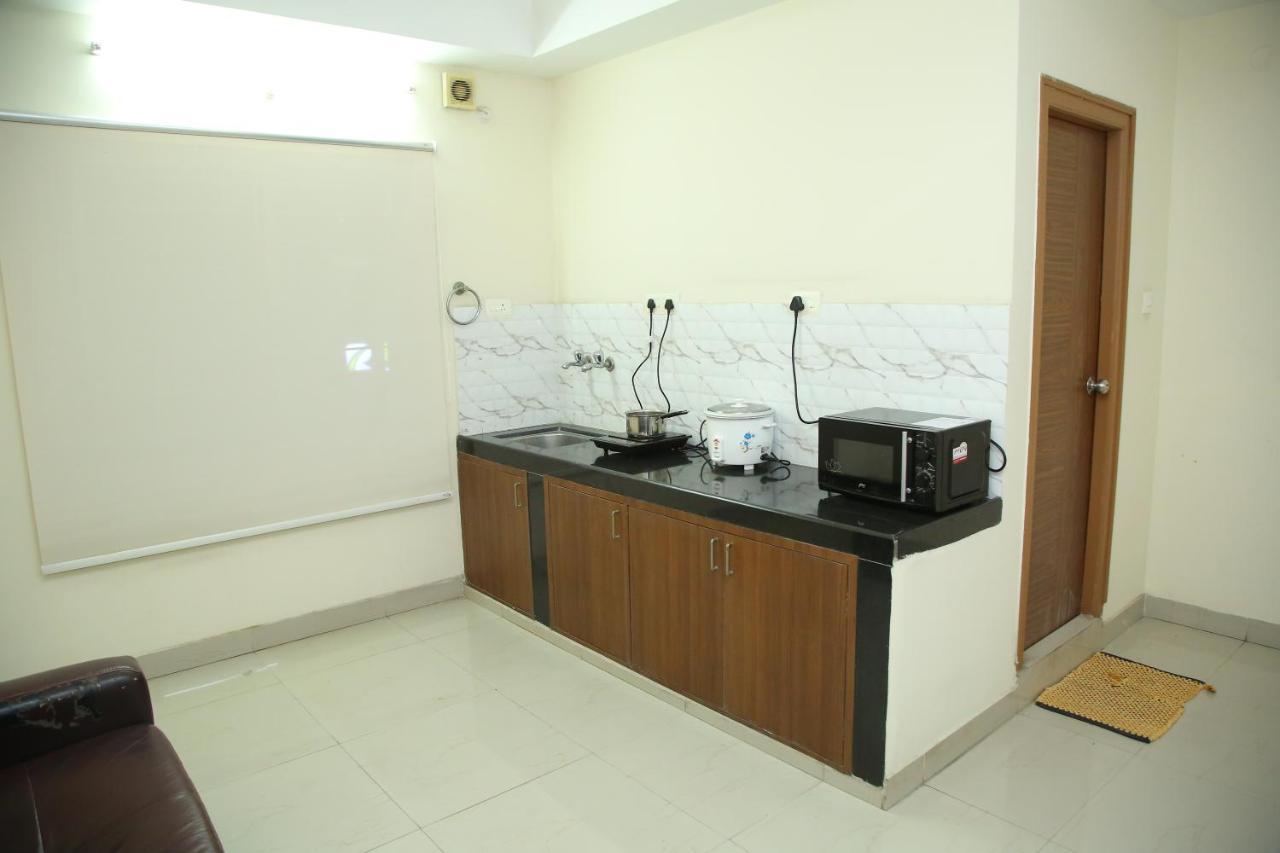 Skyview Suites Hyderabad Ngoại thất bức ảnh